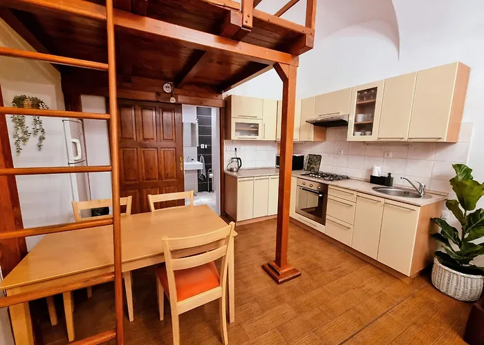 Eliza Old Town Кошице